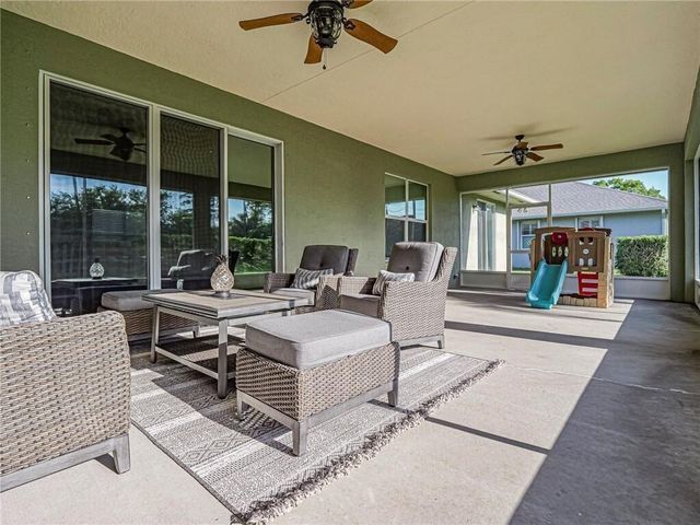 922 Yearling Trail, Sebastian, FL 32958
