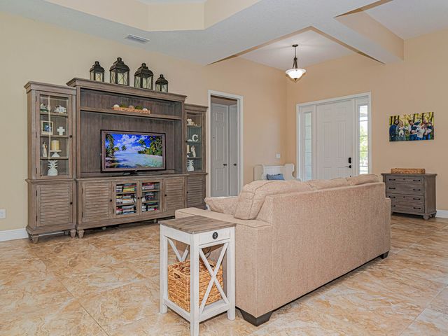 922 Yearling Trail, Sebastian, FL 32958