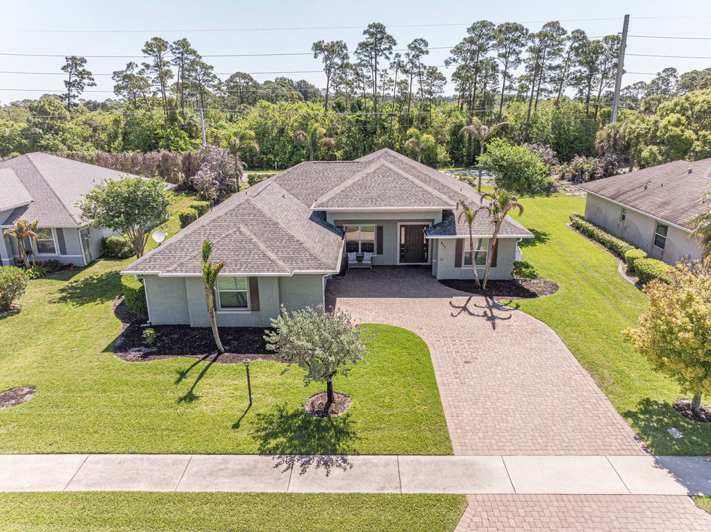 922 Yearling Trail, Sebastian, FL 32958
