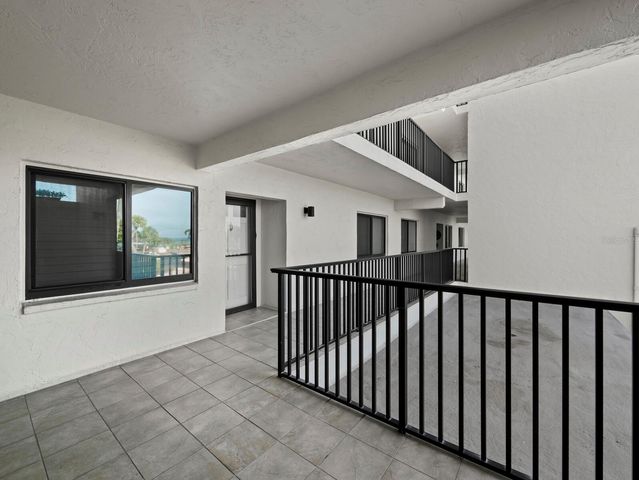 3540 GULF OF MEXICO DRIVE 102, Longboat Key, FL 34228