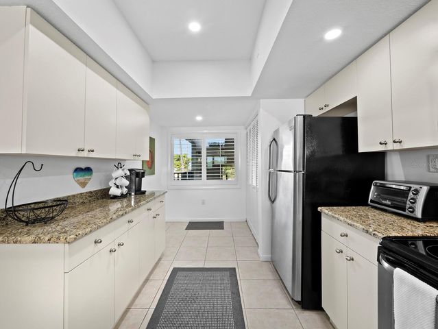 3540 GULF OF MEXICO DRIVE 102, Longboat Key, FL 34228