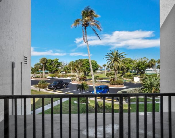 3540 GULF OF MEXICO DRIVE 102, Longboat Key, FL 34228