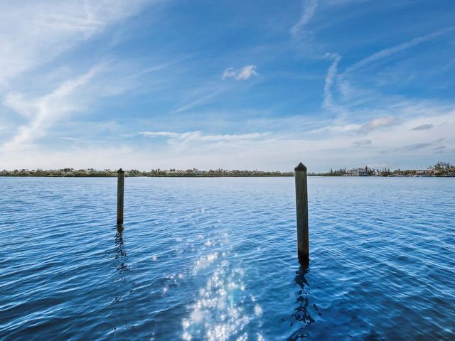 3540 GULF OF MEXICO DRIVE 102, Longboat Key, FL 34228