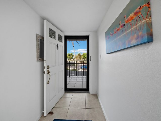 3540 GULF OF MEXICO DRIVE 102, Longboat Key, FL 34228