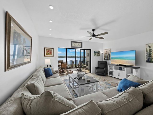 3540 GULF OF MEXICO DRIVE 102, Longboat Key, FL 34228