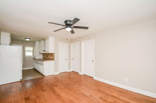 6018 Collingsworth Street 1, Houston, TX 77026