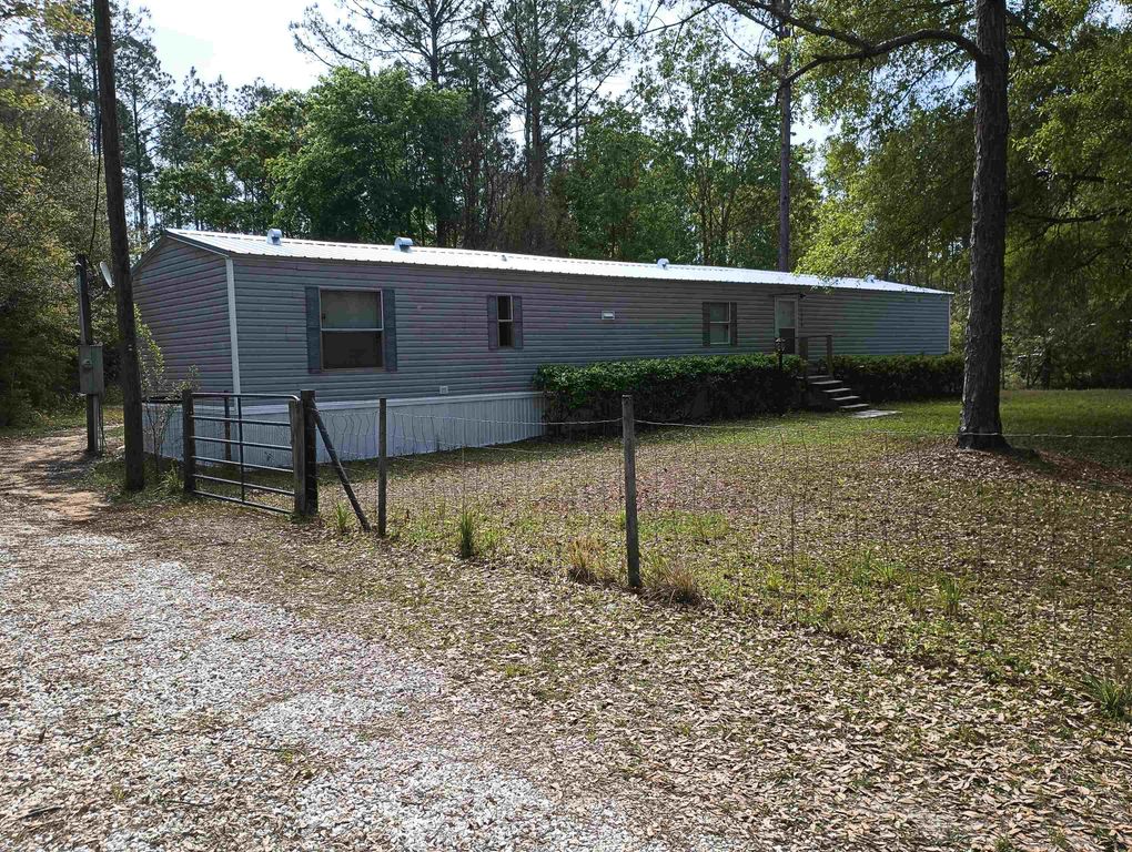 9910 Light Ave, Hastings, FL 32145