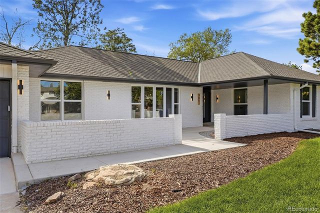 3051 Oak Street, Denver, CO 80215