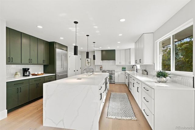 3051 Oak Street, Denver, CO 80215