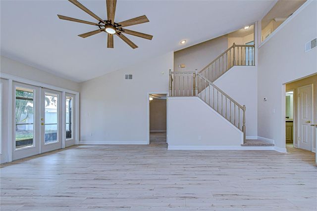 8756 HAMPDEN DRIVE, Tampa, FL 33626