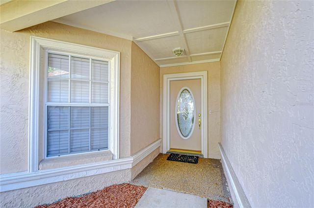 8756 HAMPDEN DRIVE, Tampa, FL 33626