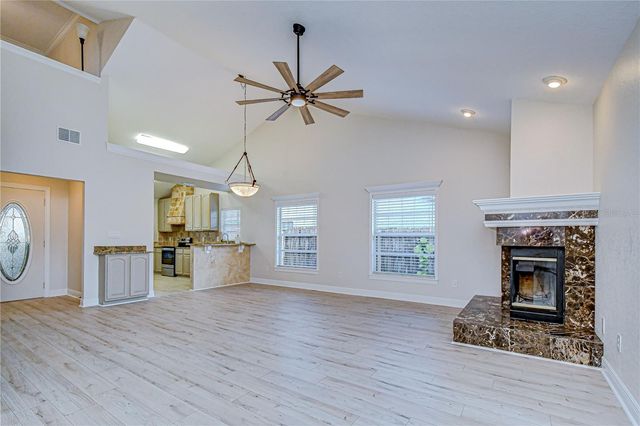 8756 HAMPDEN DRIVE, Tampa, FL 33626