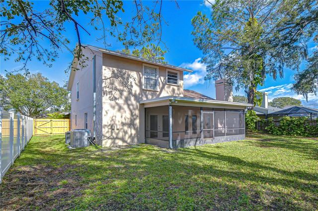 8756 HAMPDEN DRIVE, Tampa, FL 33626