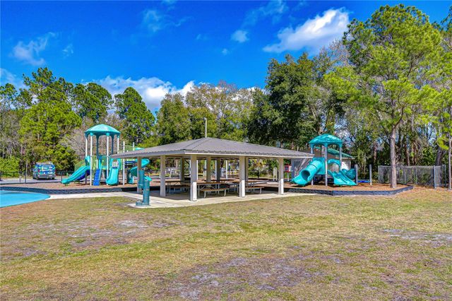 8756 HAMPDEN DRIVE, Tampa, FL 33626