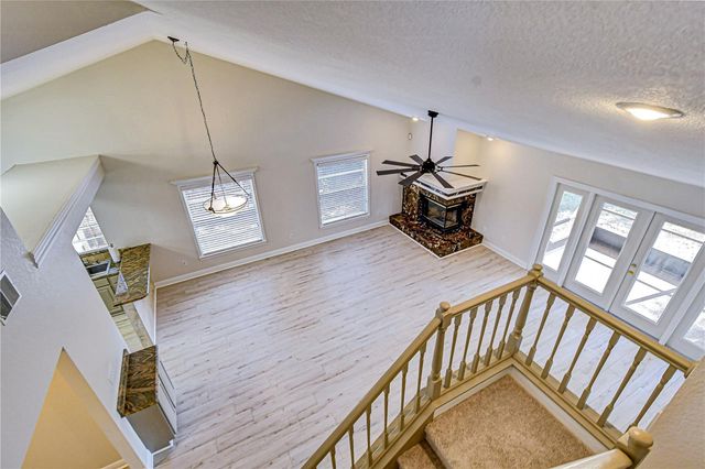 8756 HAMPDEN DRIVE, Tampa, FL 33626