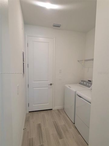 5727 GINGHAM DRIVE, Kissimmee, FL 34758