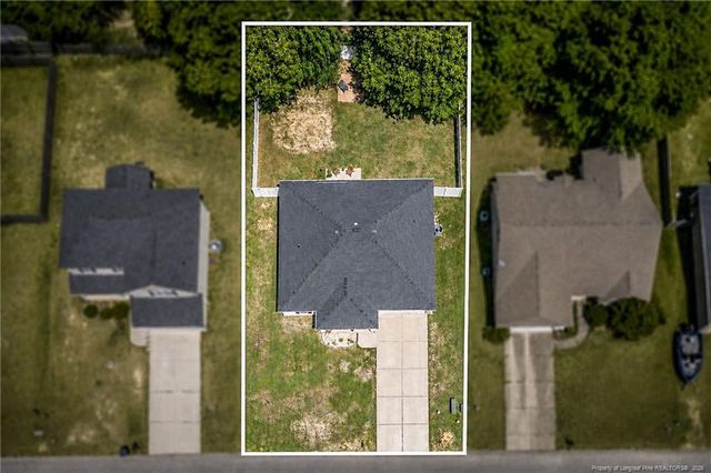 5264 Goshawk Drive, Hope Mills, NC 28348