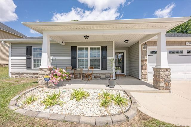 5264 Goshawk Drive, Hope Mills, NC 28348