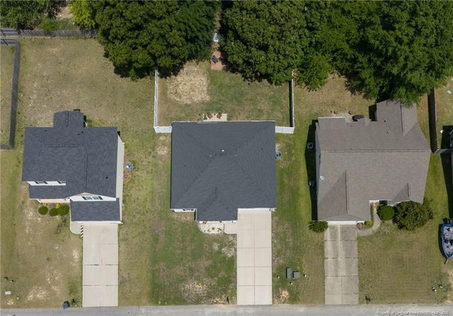 5264 Goshawk Drive, Hope Mills, NC 28348