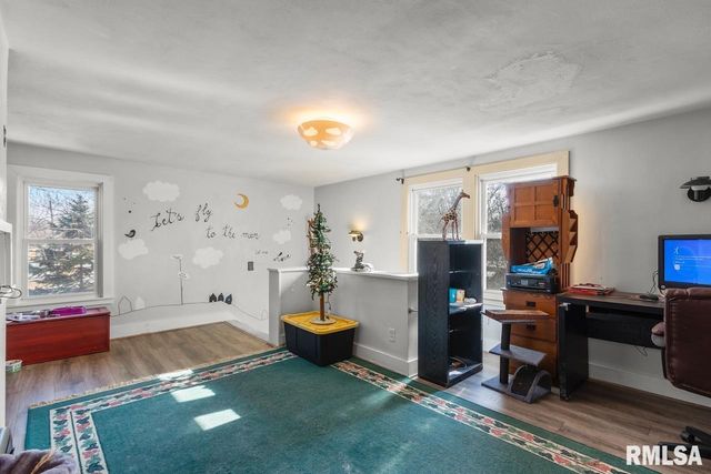 6314 W FARMINGTON Road, Peoria, IL 61604