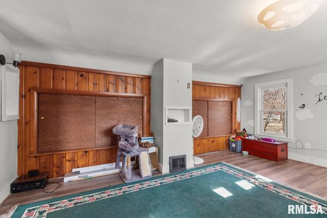 6314 W FARMINGTON Road, Peoria, IL 61604