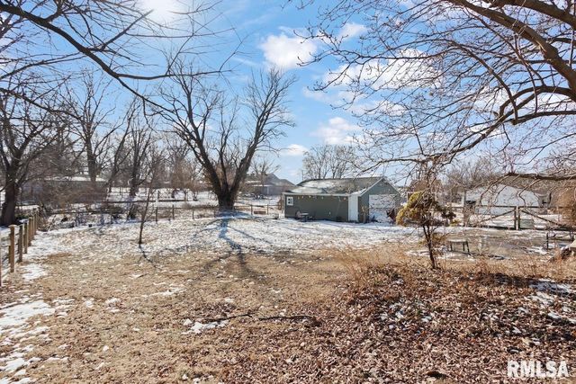 6314 W FARMINGTON Road, Peoria, IL 61604