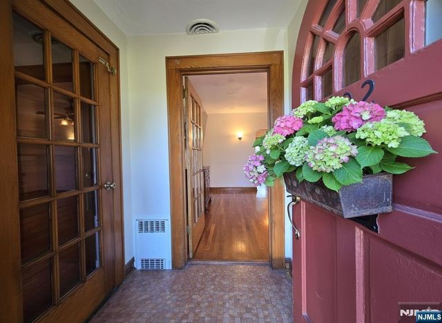 304 Henry Street, Hasbrouck Heights, NJ 07604