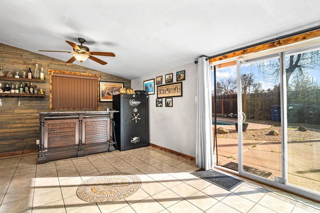 1430 Locke Rd, Modesto, CA 95355