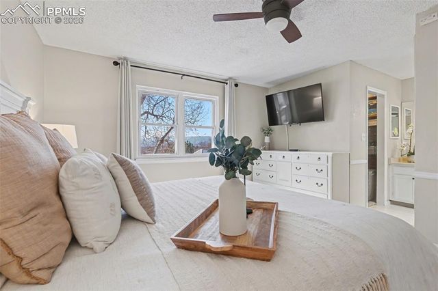 5210 Twinkle Way, Colorado Springs, CO 80917