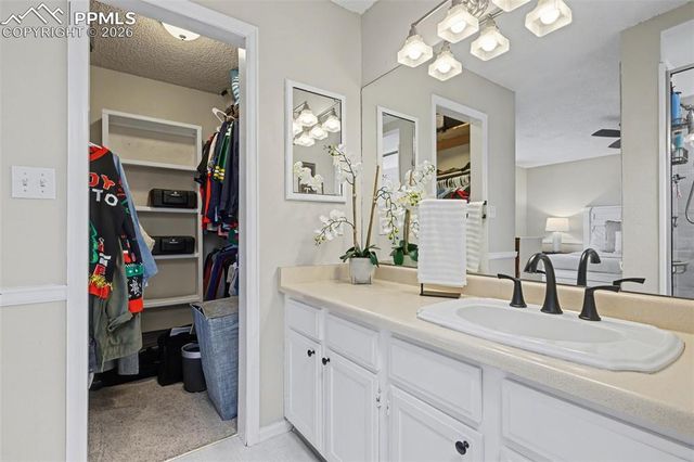 5210 Twinkle Way, Colorado Springs, CO 80917