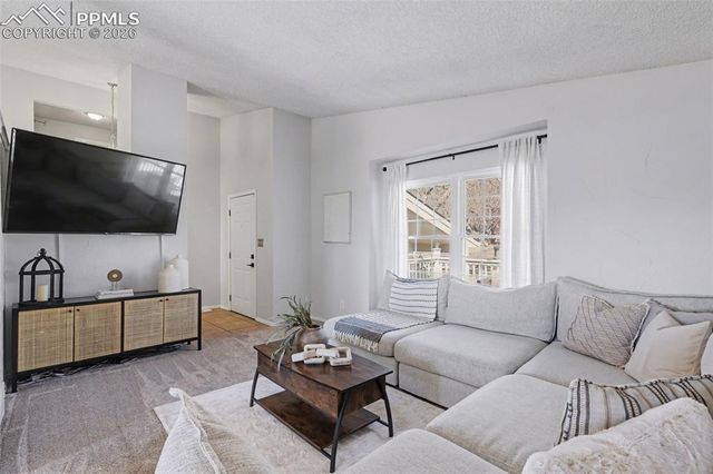 5210 Twinkle Way, Colorado Springs, CO 80917