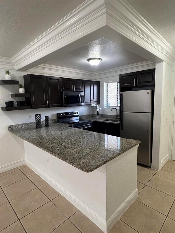 6034 Fores Hill Blvd 101, West Palm Beach, FL 33415