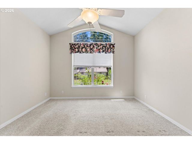 13719 Ne 72ND Ave, Vancouver, WA 98686