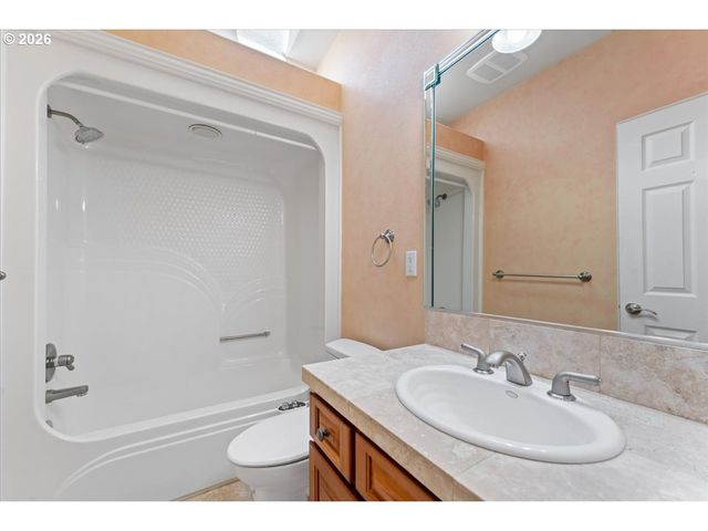 13719 Ne 72ND Ave, Vancouver, WA 98686