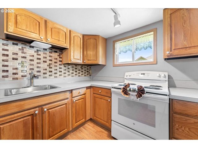13719 Ne 72ND Ave, Vancouver, WA 98686