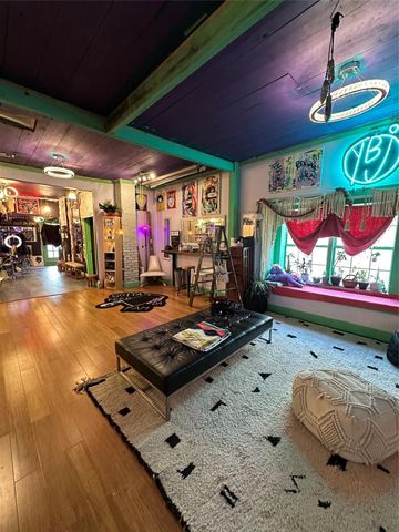 304 Lockwood Drive, Houston, TX 77011