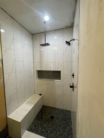 304 Lockwood Drive, Houston, TX 77011