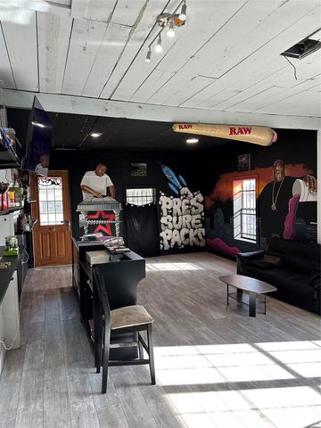 304 Lockwood Drive, Houston, TX 77011