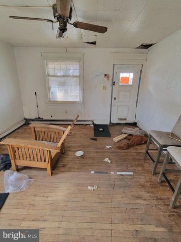 811 WASHINGTON AVE, Croydon, PA 19021