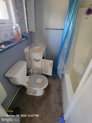 811 WASHINGTON AVE, Croydon, PA 19021