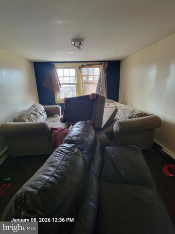 811 WASHINGTON AVE, Croydon, PA 19021