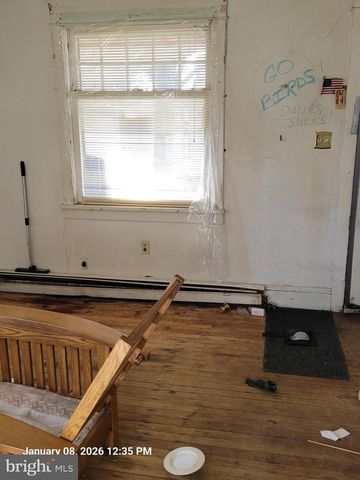 811 WASHINGTON AVE, Croydon, PA 19021