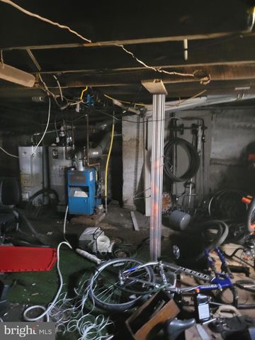 811 WASHINGTON AVE, Croydon, PA 19021