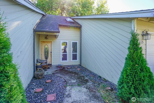 115 SW 3rd Street, Battle Ground, WA 98604