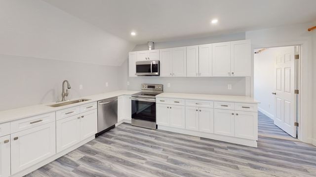 116 Malvern Rd 2, Worcester, MA 01610