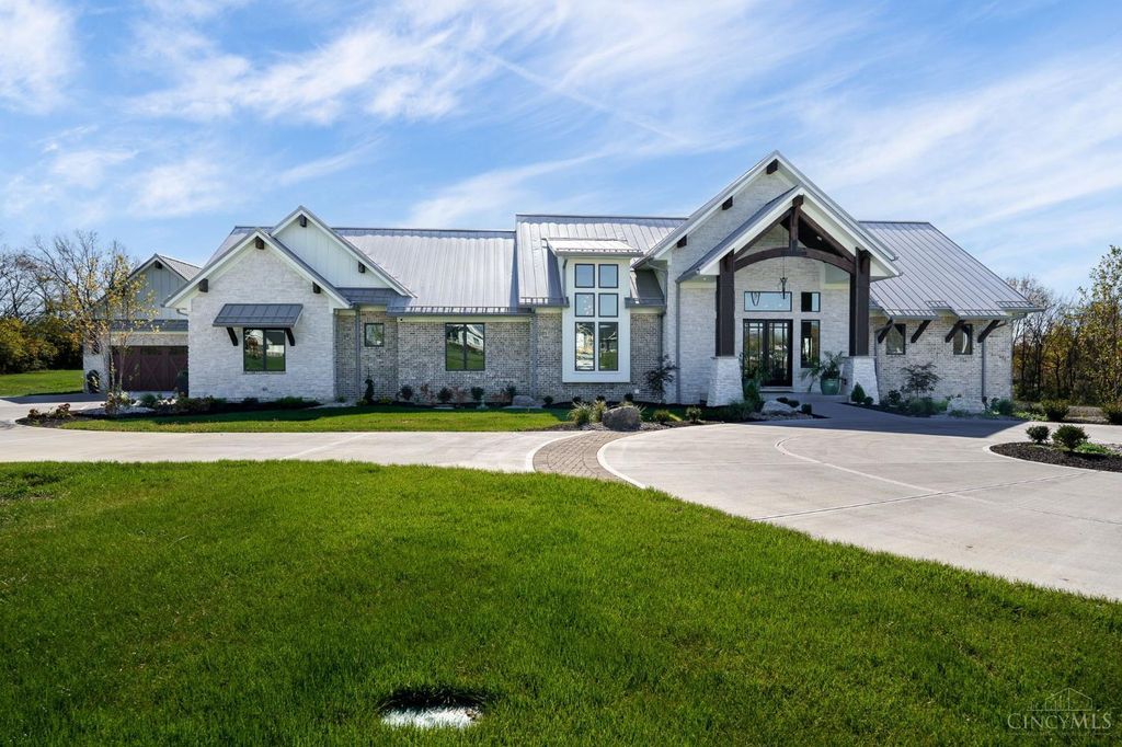 1941 Legendary Way, Clearcreek Twp., OH 45036