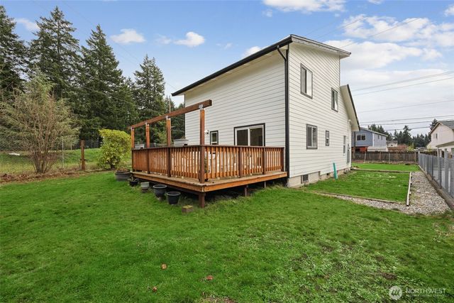 2225 E 64th Street, Tacoma, WA 98404