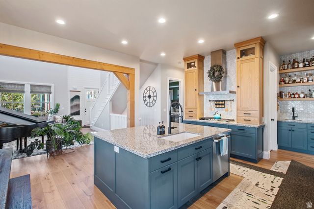 10924 S PADDLE BOARD WAY, South Jordan, UT 84009