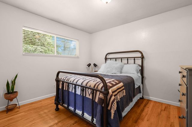 2893 Alfreda Way, Redding, CA 96002