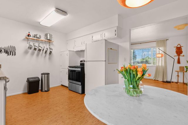 2893 Alfreda Way, Redding, CA 96002